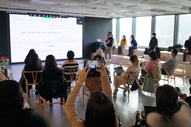 작지만 큰 기업, B2B기업의 마케팅 적응기 — 이없스 마케팅 스터디 기록